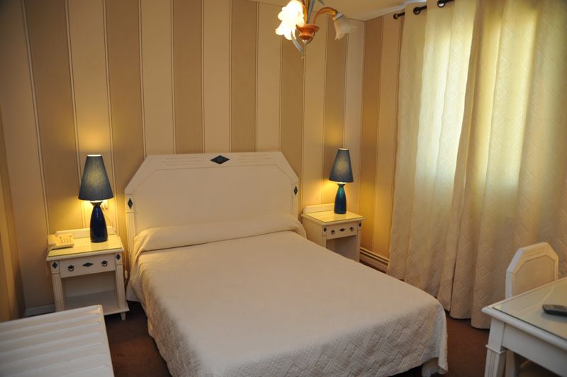 Hotel L'Aragon Carcassonne Pokoj fotografie
